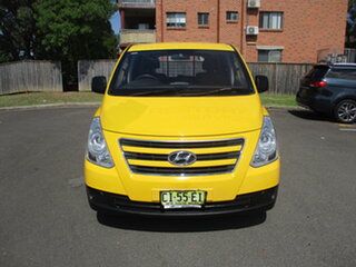 2016 Hyundai iLOAD TQ Series II (TQ3) MY1 3S Liftback Yellow 5 Speed Automatic Van