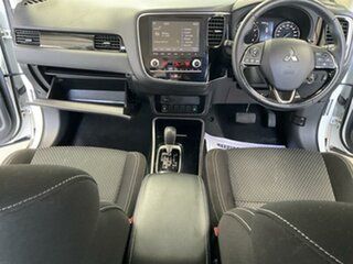 2020 Mitsubishi Outlander ZL MY20 ES 7 Seat (AWD) White Continuous Variable Wagon