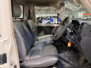 2010 Toyota Landcruiser VDJ79R MY10 GX White 5 Speed Manual Cab Chassis
