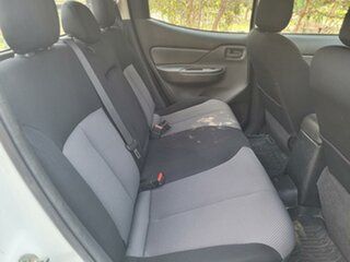 2018 Mitsubishi Triton MQ MY18 GLX Double Cab White 6 Speed Manual Cab Chassis