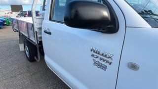 2005 Toyota Hilux TGN16R Workmate White 5 Speed Manual Dual Cab Pick-up