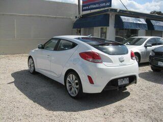 2012 Hyundai Veloster FS Coupe White 6 Speed Manual Hatchback.