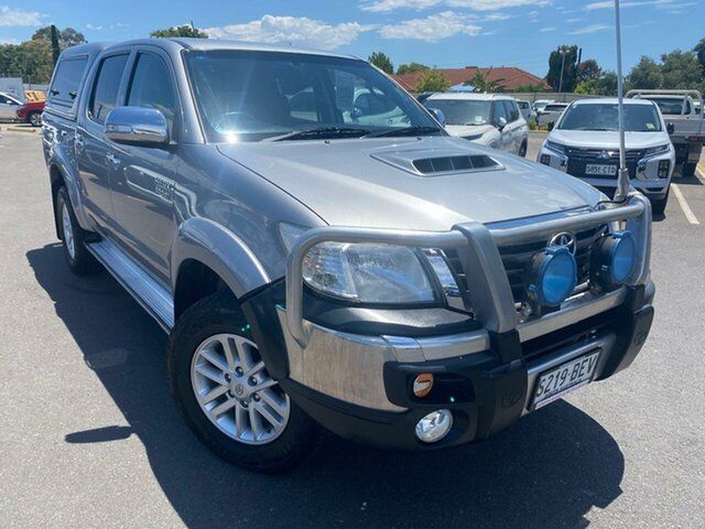 Used Toyota Hilux KUN26R MY14 SR5 Double Cab Hillcrest, 2015 Toyota Hilux KUN26R MY14 SR5 Double Cab Grey 5 Speed Manual Utility
