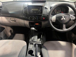 2010 Mitsubishi Triton MN MY10 GLX Double Cab 4x2 White 4 Speed Automatic Utility