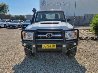 2019 Toyota Landcruiser LC Military GXL 4.5L T Diesel Manual Single C/Chassis French Vanilla Manual.
