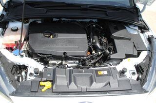 2016 Ford Focus LZ Titanium White 6 Speed Automatic Hatchback