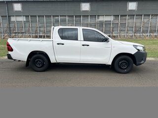 2021 Toyota Hilux TGN121R Workmate (4x2) Glacier White 5 Speed Manual Double Cab Pick Up.
