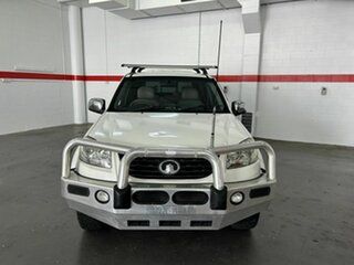 2013 Great Wall V200 K2 MY13 4x2 White 6 Speed Manual Utility.