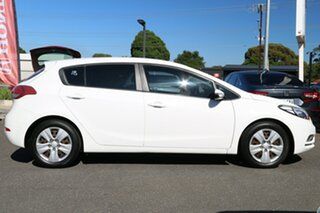 2015 Kia Cerato YD MY15 S Clear White 6 Speed Sports Automatic Hatchback