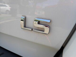2016 Holden Captiva CG MY16 5 LS (FWD) White 6 Speed Manual Wagon