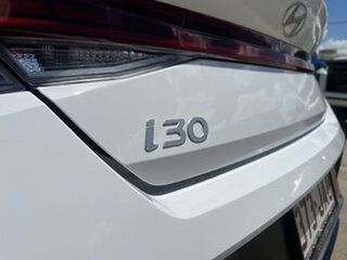 2023 Hyundai i30 CN7.V2 MY24 Elite Atlas White 1 Speed Constant Variable Sedan