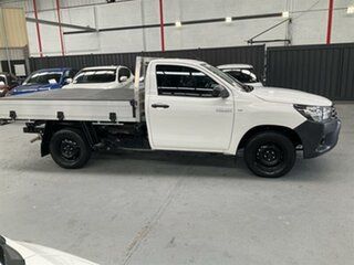 2020 Toyota Hilux TGN121R Facelift Workmate White 5 Speed Manual Cab Chassis