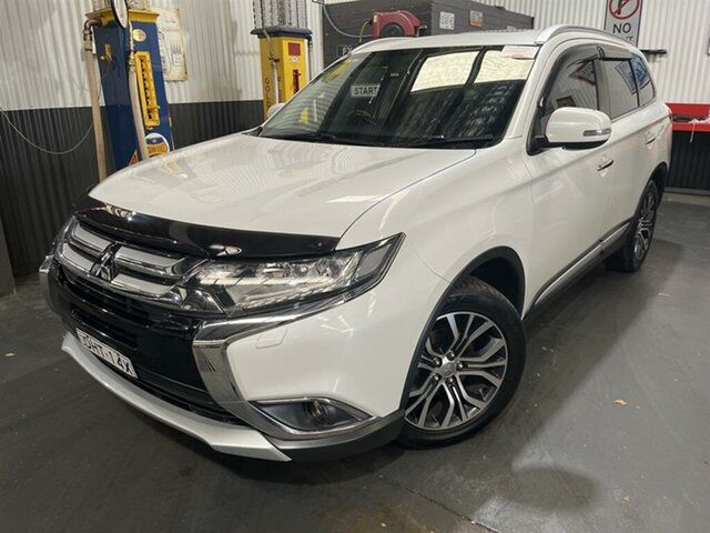 Used Mitsubishi Outlander ZK MY16 Exceed (4x4) McGraths Hill, 2015 Mitsubishi Outlander ZK MY16 Exceed (4x4) White 6 Speed Automatic Wagon