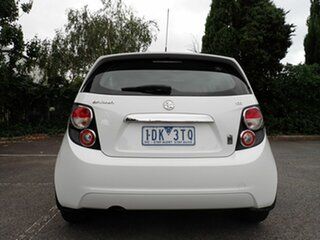 2014 Holden Barina TM MY15 CD Trio White 6 Speed Automatic Hatchback
