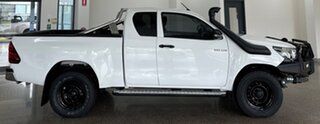 2018 Toyota Hilux GUN125R Workmate Extra Cab White 6 Speed Sports Automatic Cab Chassis.