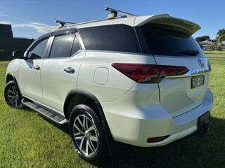 2017 Toyota Fortuner GUN156R Crusade Crystal Pearl 6 Speed Automatic Wagon.