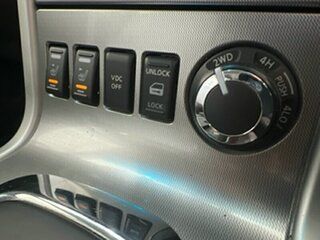 2013 Nissan Navara D40 S5 MY12 ST-X 550 White 7 Speed Sports Automatic Utility