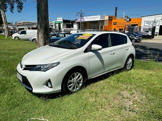 2015 Toyota Corolla ZRE182R Ascent Sport White 6 Speed Manual Hatchback.