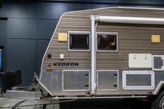 2009 Kedron Top Ender Caravan