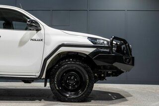 2018 Toyota Hilux GUN125R MY17 Workmate (4x4) White 6 Speed Automatic Dual Cab Chassis