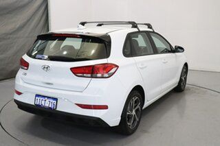 2022 Hyundai i30 PD.V4 MY22 White 6 Speed Manual Hatchback