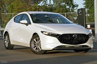 2023 Mazda 3 BP2H7A G20 SKYACTIV-Drive Pure White 6 Speed Sports Automatic Hatchback