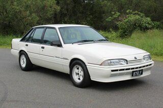 1987 Holden Commodore VL SL White 5 Speed Manual Sedan.