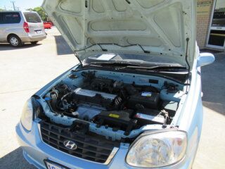 2005 Hyundai Accent LS 1.6 Blue 4 Speed Automatic Hatchback.