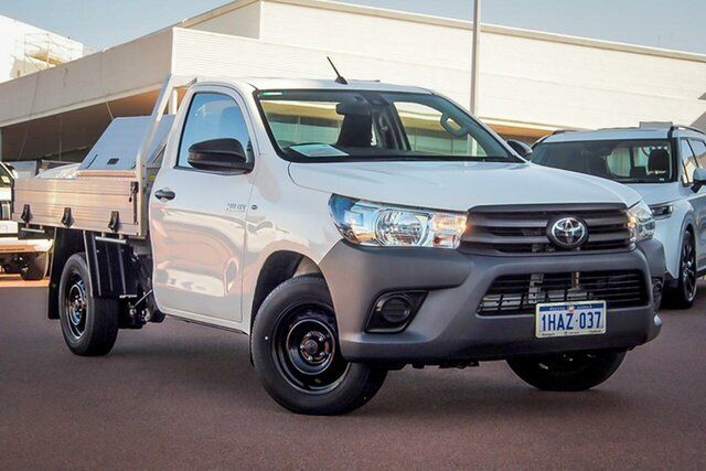 Pre-Owned Toyota Hilux TGN121R Workmate 4x2 Wangara, 2020 Toyota Hilux TGN121R Workmate 4x2 Glacier White 5 Speed Manual Cab Chassis