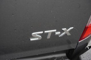 2017 Nissan Navara D23 S2 ST-X 4x2 Grey 6 Speed Manual Utility