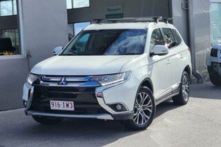 2017 Mitsubishi Outlander ZK MY17 LS 2WD Safety Pack White 6 Speed Constant Variable Wagon.