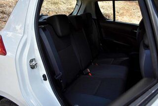 2016 Suzuki Swift FZ MY15 GL Navigator Pure White 4 Speed Automatic Hatchback