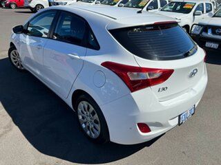 2015 Hyundai i30 GD3 Series II MY16 Active White 6 Speed Sports Automatic Hatchback.