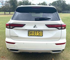 2023 Mitsubishi Outlander ZM MY23 LS 2WD White 8 Speed Constant Variable Wagon