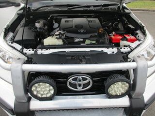 2018 Toyota Hilux GUN126R MY19 SR (4x4) White 6 Speed Automatic Double Cab Chassis