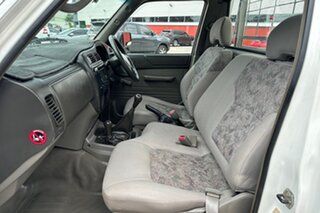 2011 Nissan Patrol GU MY08 DX (4x4) White 5 Speed Manual Leaf Cab Chassis