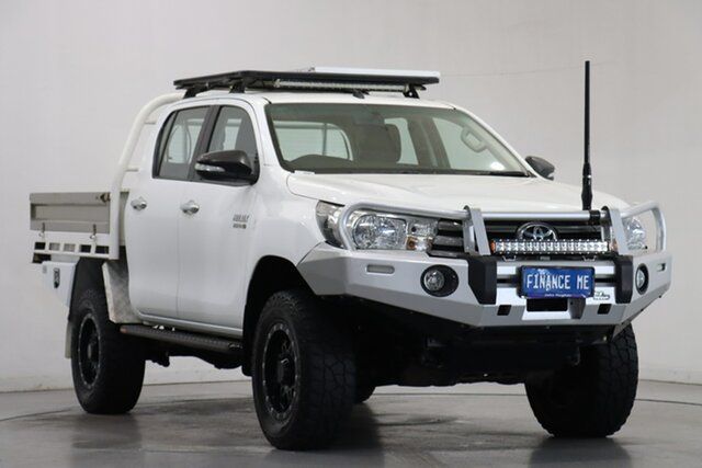 Used Toyota Hilux GUN126R SR Double Cab Victoria Park, 2017 Toyota Hilux GUN126R SR Double Cab White 6 Speed Sports Automatic Utility