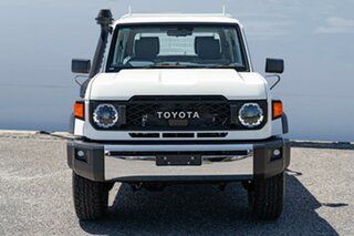 2023 Toyota Landcruiser Vdjl79R GXL Double Cab White 5 Speed Manual Cab Chassis