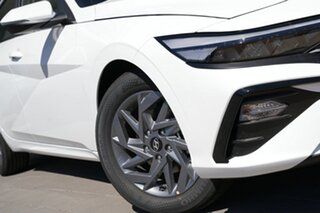 2024 Hyundai i30 CN7.V2 MY24 Hybrid D-CT Atlas White 6 Speed Sports Automatic Dual Clutch Sedan.