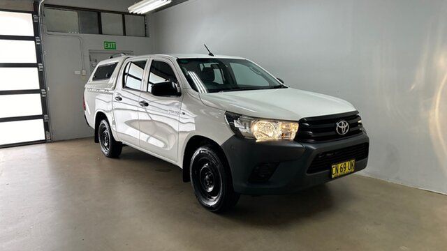 Used Toyota Hilux TGN121R Workmate Phillip, 2017 Toyota Hilux TGN121R Workmate White 6 Speed Automatic Dual Cab Utility