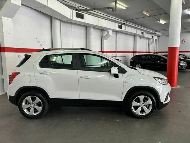 Used Holden Trax TJ MY18 LS Clontarf, 2018 Holden Trax TJ MY18 LS White 6 Speed Automatic Wagon