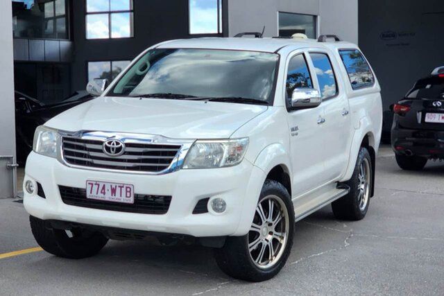 Used Toyota Hilux GGN25R MY14 SR5 Double Cab Albion, 2013 Toyota Hilux GGN25R MY14 SR5 Double Cab White 5 Speed Automatic Utility