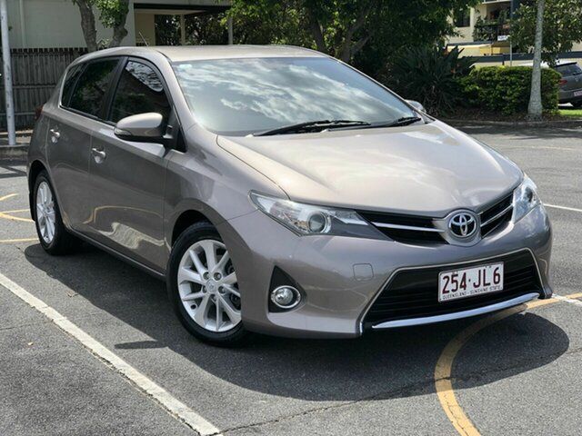 Used Toyota Corolla ZRE182R Ascent Sport S-CVT Chermside, 2013 Toyota Corolla ZRE182R Ascent Sport S-CVT Bronze 7 Speed Constant Variable Hatchback