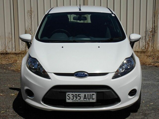 Used Ford Fiesta WT CL Enfield, 2012 Ford Fiesta WT CL White 6 Speed Automatic Hatchback
