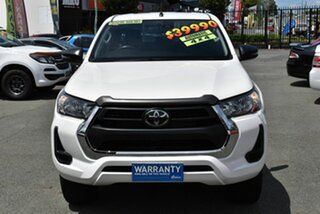 2020 Toyota Hilux GUN126R Facelift SR (4x4) White 6 Speed Automatic Double Cab Pick Up.