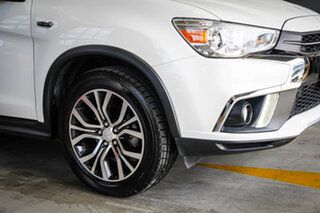 2017 Mitsubishi ASX XC MY17 XLS 2WD White 6 Speed Constant Variable Wagon.