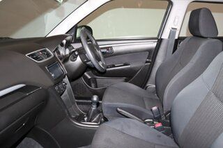2016 Suzuki Swift FZ MY15 GL Navigator White 5 Speed Manual Hatchback