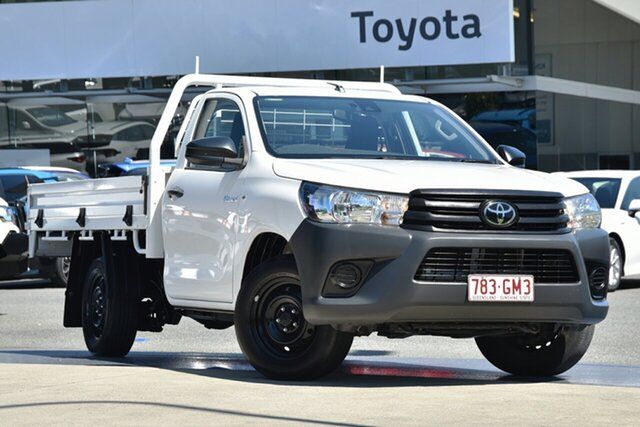 Used Toyota Hilux TGN121R Workmate 4x2 North Lakes, 2020 Toyota Hilux TGN121R Workmate 4x2 Glacier White 5 Speed Manual Cab Chassis