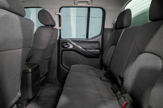 2008 Nissan Navara D40 ST-X (4x4) White 6 Speed Manual Dual Cab Pick-up