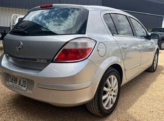 2006 Holden Astra AH MY06.5 CDTi Silver 6 Speed Automatic Hatchback.